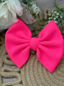 Neon Pink {bow} - Calli Alyse Boutique