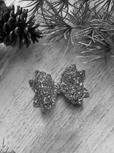 Load image into Gallery viewer, {Custom} Glitter Bows - Calli Alyse Boutique
