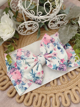 Load image into Gallery viewer, Spring Posy {wrap} - Calli Alyse Boutique