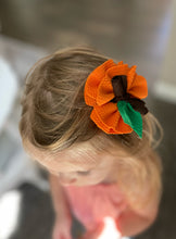 Load image into Gallery viewer, Hey Pumpkin {Bow} - Calli Alyse Boutique