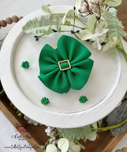 St. Patrick's Buckle {Blossom bow}